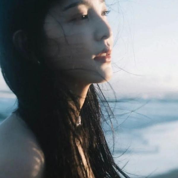 山尘拂过童年牧歌